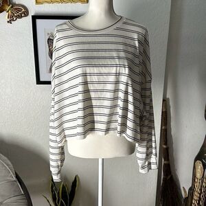 SHEIN Size 2XL Black & White Striped Long Sleeve Cropped top blouse